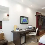 Hotel B&B Hotel Trento 3*