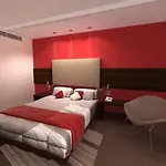 מלון B&B Hotel Trento טרנטו