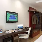 Hotel B&B Hotel Trento 3*