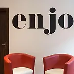 B&B Hotel Trento מלון