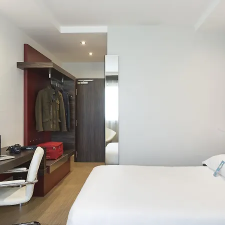 Hotel B&B Hotel Trento 3*