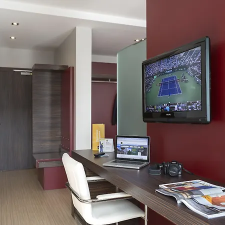 Hotel B&B Hotel Trento Trento