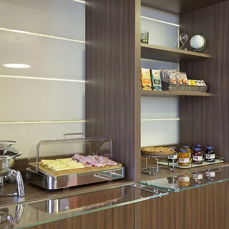 B&B Hotel Trento Trento