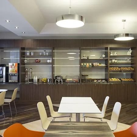 Hotel B&B Hotel Trento 3*