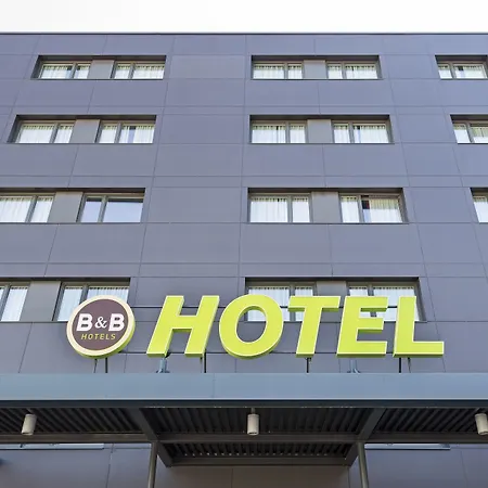 B&B Hotel Trento מלון טרנטו