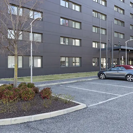 מלון B&B Hotel Trento 3*