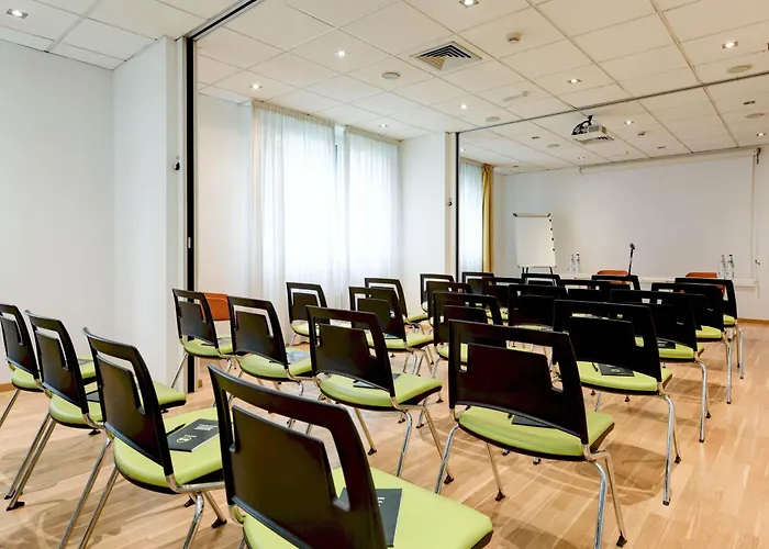 מלון B&B Hotel Trento 3*