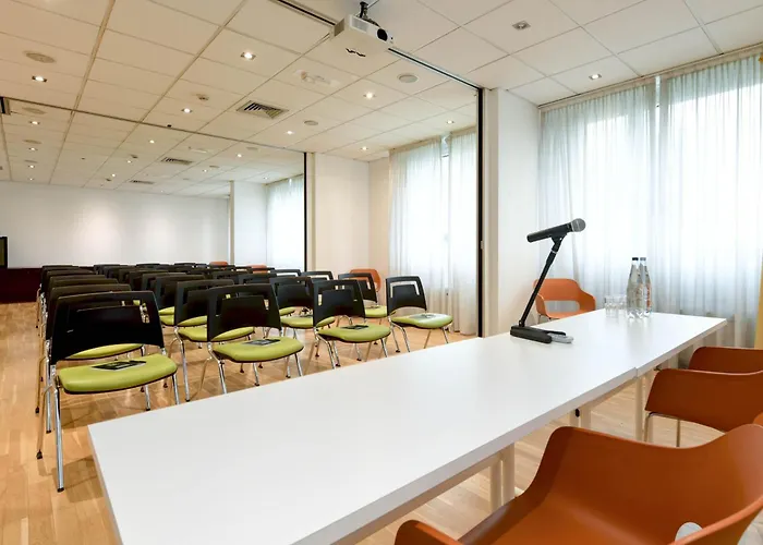 מלון B&B Hotel Trento טרנטו