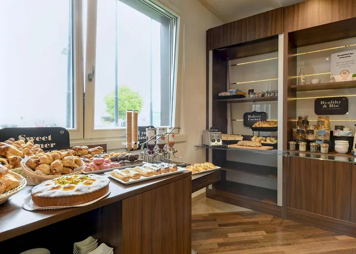 B&B Hotel Trento מלון 3*