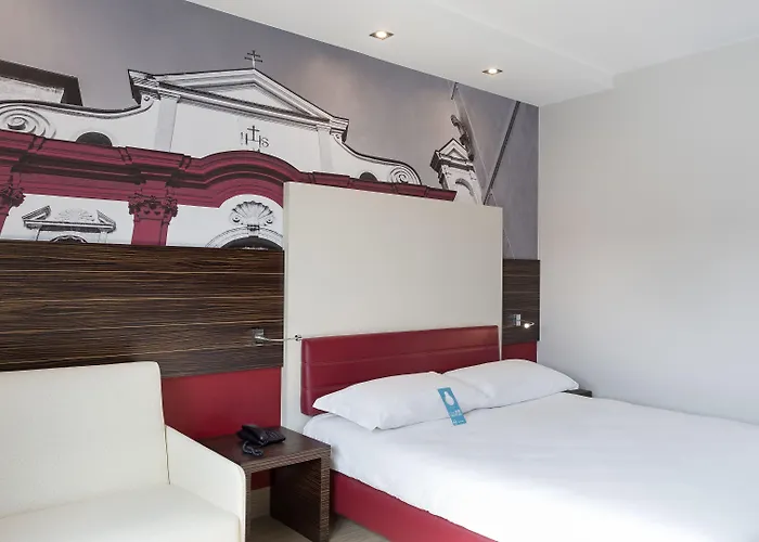 B&B Hotel Trento 3* טרנטו