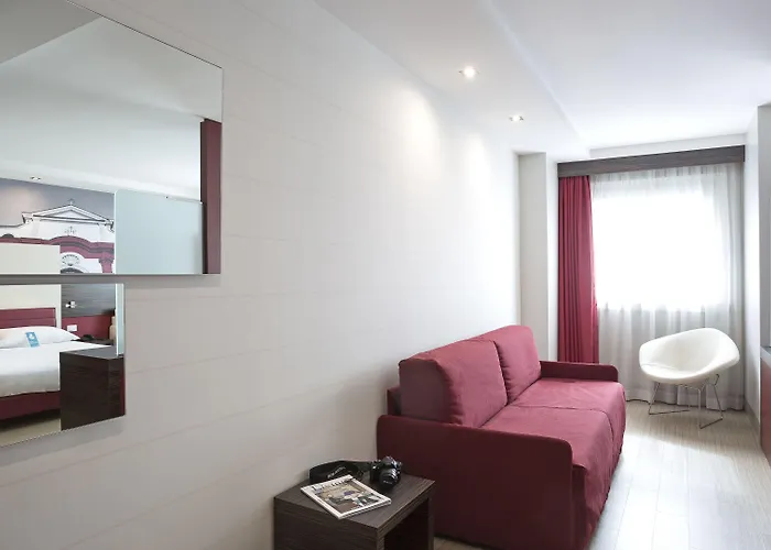 B&B Hotel Trento טרנטו