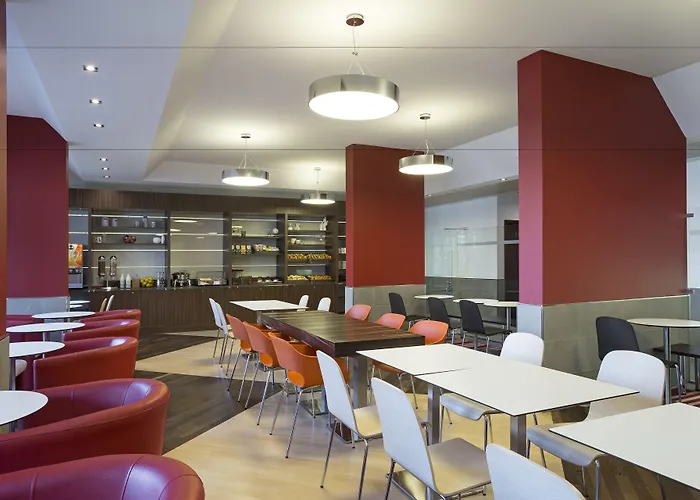 B&B Hotel Trento טרנטו