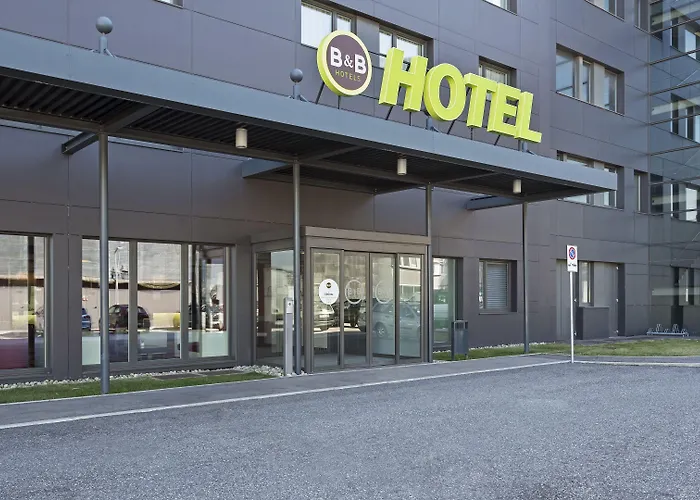 B&B Hotel Trento טרנטו