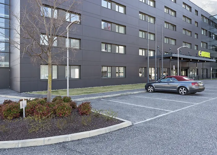 מלון B&B Hotel Trento 3*