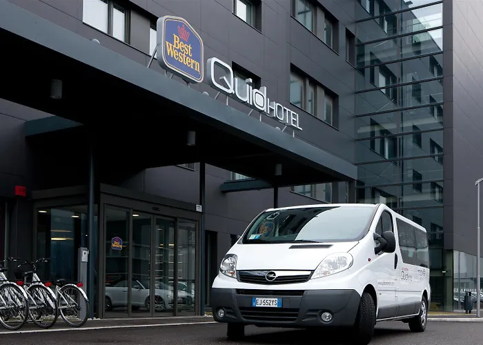 B&B Hotel Trento מלון 3*