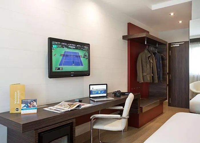 מלון B&B Hotel Trento 3*